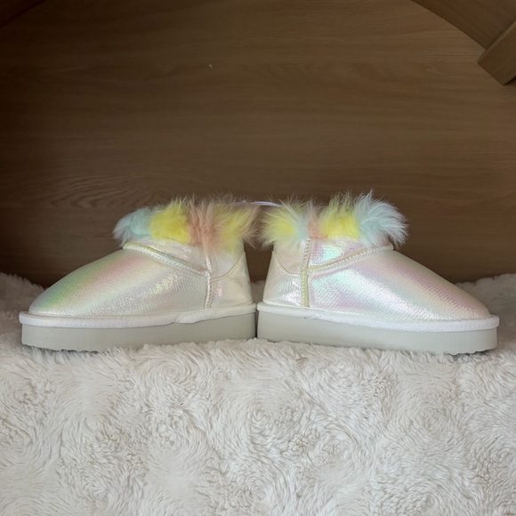 ✨$15✨NWT•Stride Rite Munchkin Elys Toddler Girls Cozy Ankle Boots | Silver | 7T - Picture 5 of 10